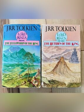 Vintage 80s Tolkien’s Fellowship of the Ring and Return of the King
